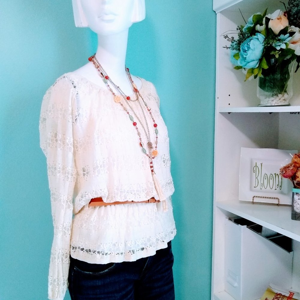 Ivory Lace Peplum Top Blouse Size S